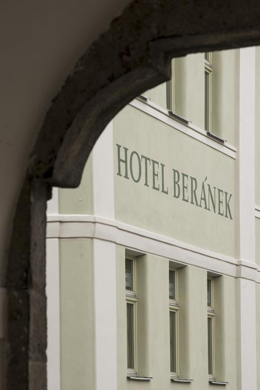Hotel Beranek บลาทนา ภายนอก รูปภาพ