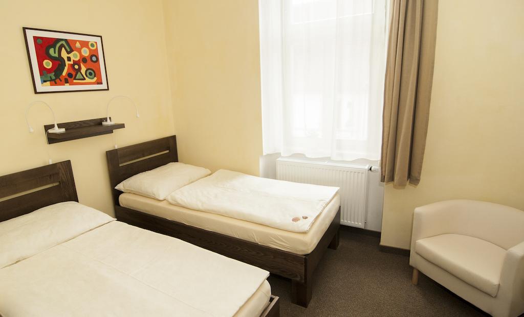 Hotel Beranek บลาทนา ภายนอก รูปภาพ