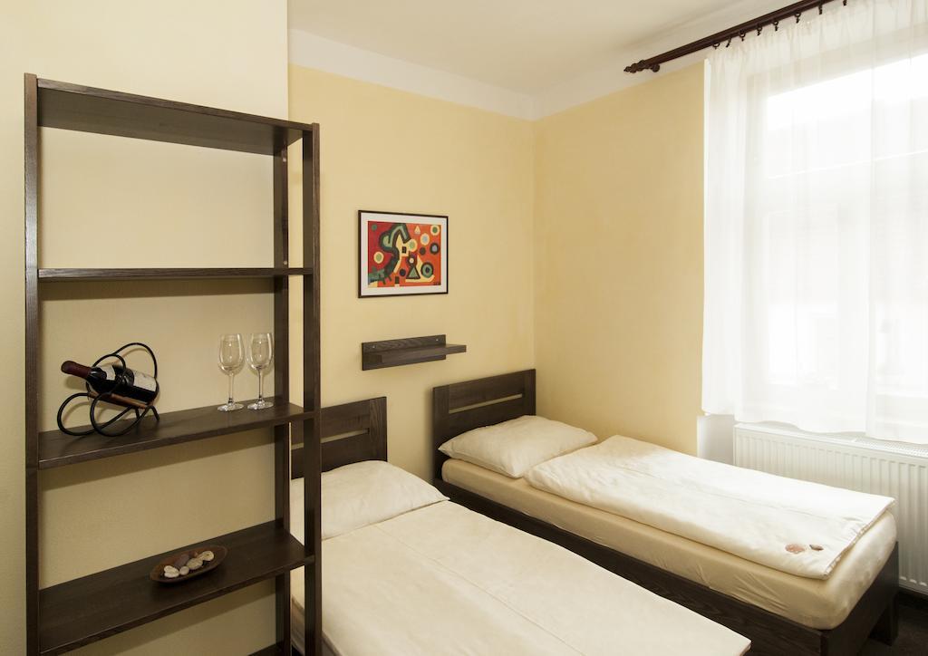 Hotel Beranek บลาทนา ภายนอก รูปภาพ