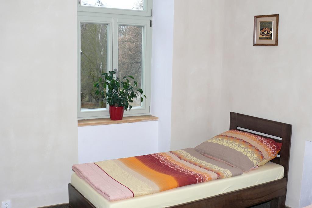 Hotel Beranek บลาทนา ภายนอก รูปภาพ