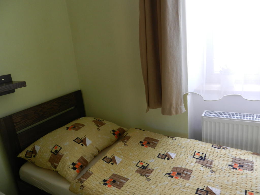 Hotel Beranek บลาทนา ภายนอก รูปภาพ